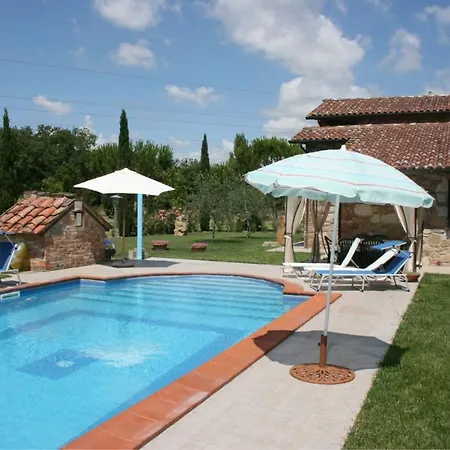 וילה I Bertoni Sleeps 8 Pool Wifi